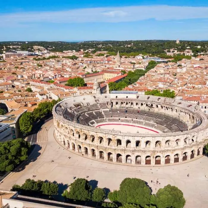 ville de nimes